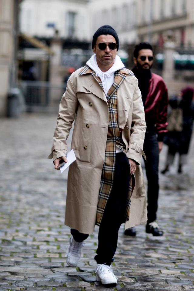 英国burberry风衣价格（绅士高贵的Burberry风衣）