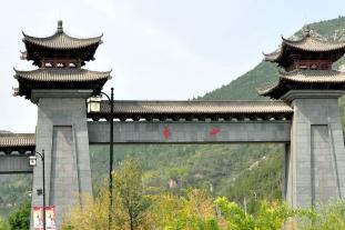 樂山大佛兒童門票價格（山西一佛像現身）
