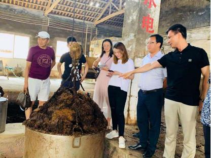 五斤装茅台多少钱一瓶（五斤粮食酿一斤的）