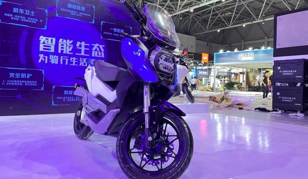 珠峰踏板车价格及图片（2021年摩博会力帆）