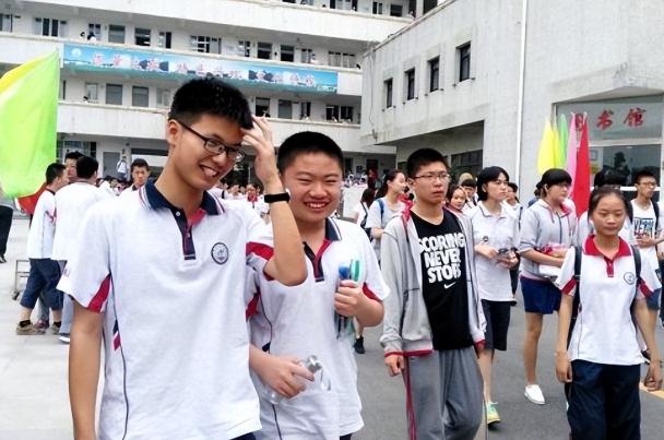 现在一对一补课多少钱（家里不差钱可以请一对一家教吗）