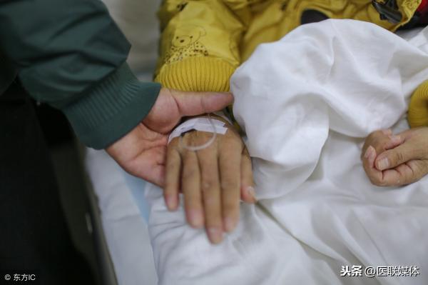 胃癌能治好吗花多少钱（检查出胃癌到了晚期）