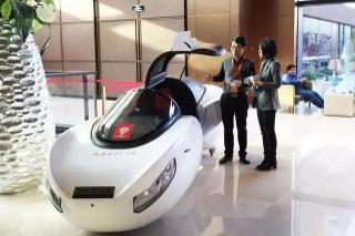 不倒摩托车价格图片（中国首款两轮电动汽车问世）