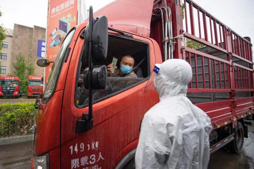 運滿滿多少錢一公里（慢下來的貨車再提速）