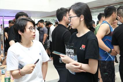 私人教练多少钱一个月（学私人教练要多少钱呢）
