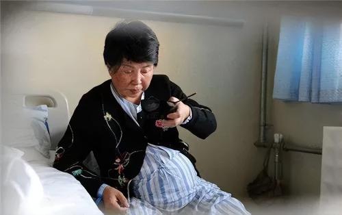 正规医院生孩子多少钱（2010年安徽60岁老人生下双胞胎）