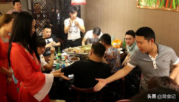 42度毛铺苦荞酒多少钱一瓶（建议中老年人）