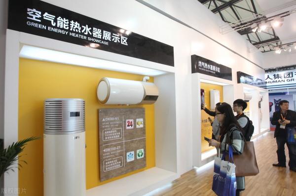 热水器一天要多少钱（空气能热水器一天用多少度电）