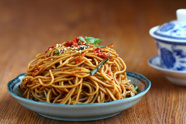夏至吃什么食物价格（夏至到了）
