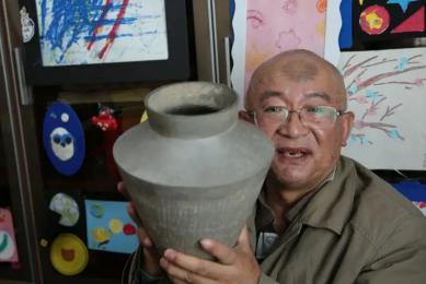 汉代民间土陶罐多少钱（六旬老人迷恋收藏48年投入2400万）