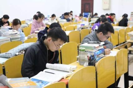 考研一年费用多少钱（研究生迎来新消息）
