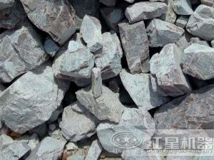 破碎机多少钱一台（每小时处理百吨原矿石的圆锥破碎机多少钱一台）
