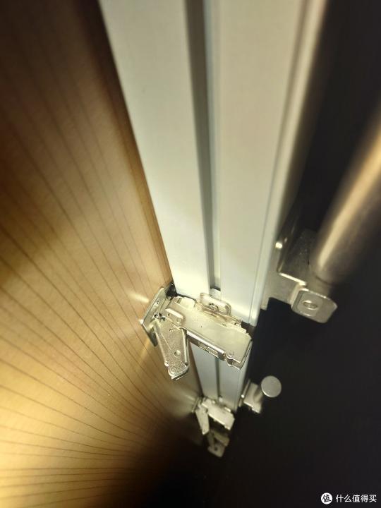鋁合金軌道多少錢一米（用鋁型材打造櫥柜）