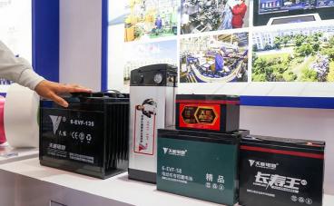 換個電動車電瓶多少錢（鋰電池和鉛酸電池）