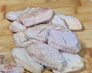 香叶多少钱一斤（红烧鸡翅好吃又美味）