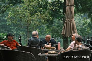 老人助聽器大概多少錢（助聽器價格一般在什么范圍）