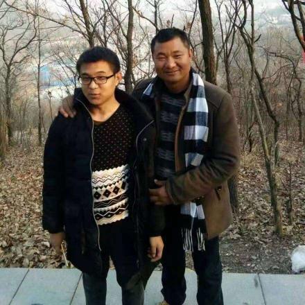 吸氧一天多少钱（23岁小伙发烧住院死亡一天一夜花费1）