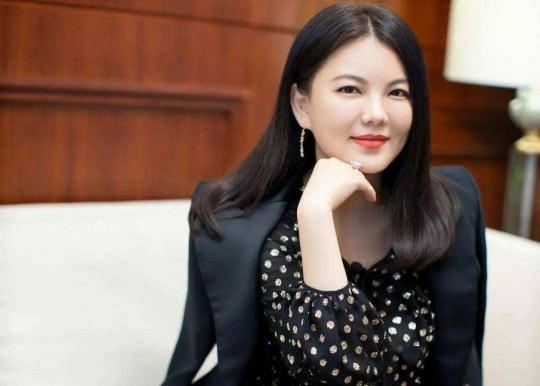 雪花牛肉多少錢一斤（花錢如流水的8位女星）