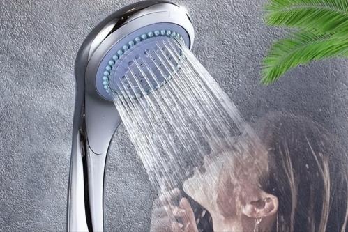 煤气热水器多少钱一台（空气能热水器很贵）