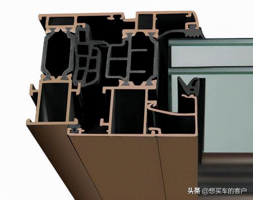 装窗户多少钱一平方米（分析2022年断桥铝门窗价格多少钱才不亏）
