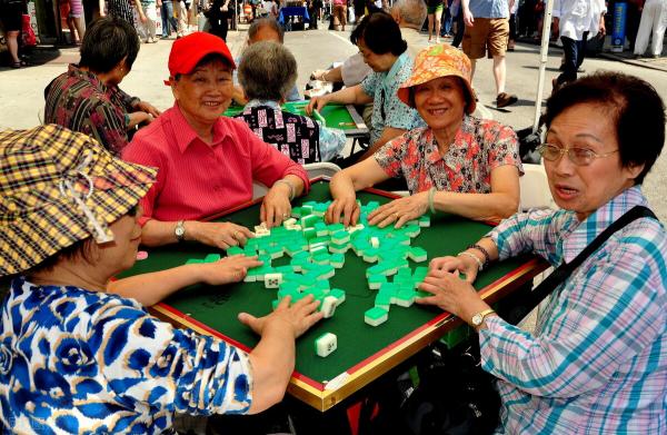 麻将多少钱（为何奉劝老年人要少打麻将）