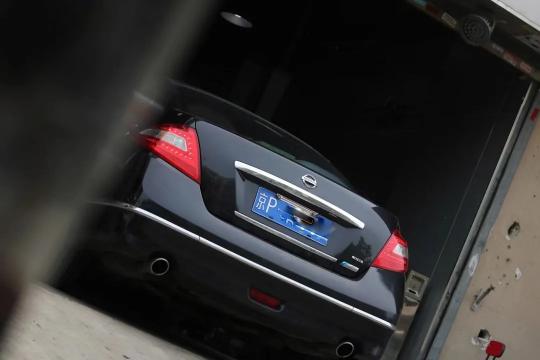 更换发动机支架多少钱（怪兽修车）