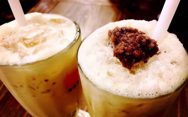 开奶茶店要准备多少钱（开奶茶店的年轻人）