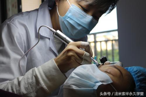 学纹绣大概需要多少钱（纹绣师从入行到资深）