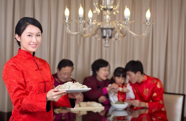 腰痛拍片子要多少钱（路医生说丨过年了）