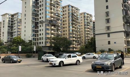 驾照补办多少钱（​考c1驾照6000全包是真的吗）
