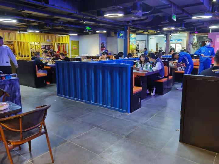 开烧烤店多少钱（开自动烧烤店投资费用以及怎么选择自动烧烤设备）
