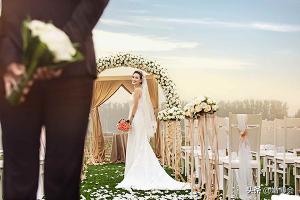 婚礼策划多少钱一场（策划一场草坪婚礼需要考虑哪些花费）