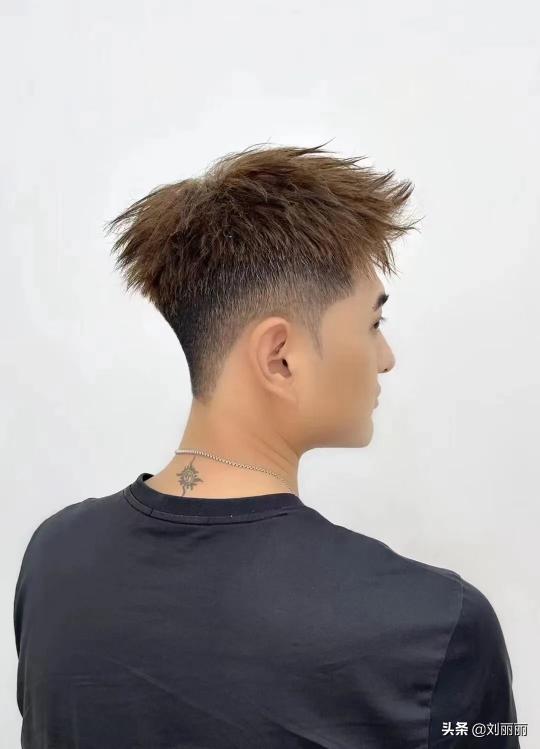 一般只烫刘海多少钱（这17款男发真帅气）