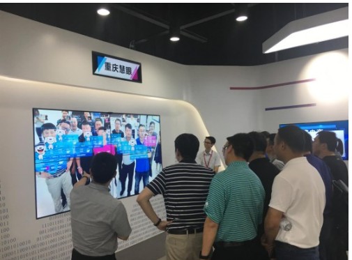 京东云组织联想Thinkpad赴渝考察 为南岸智能产业发展增加新动力
